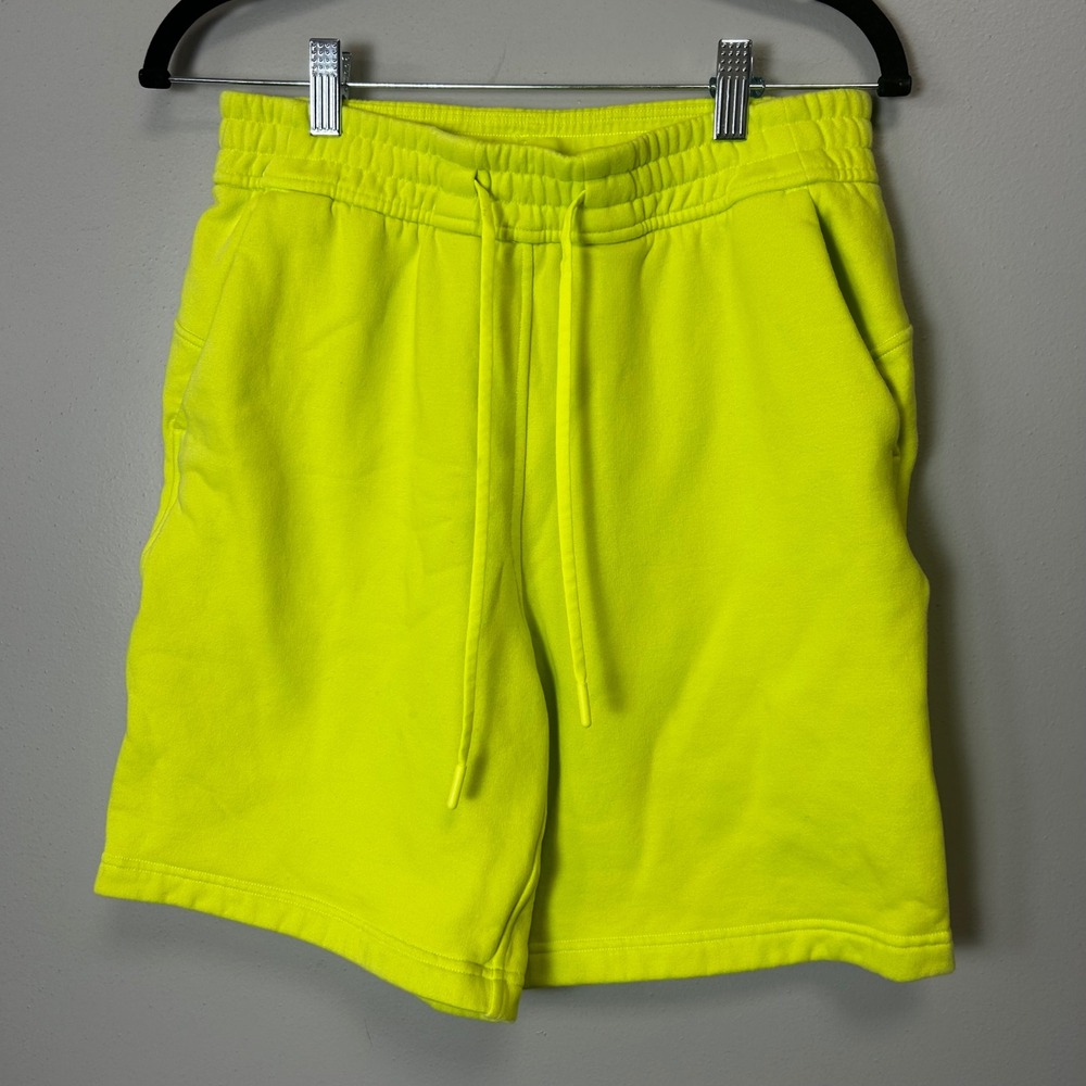 Lululemon Scuba High-Rise Short 5 Electric Lemon Neon Yellow Fleece Sz 6 LW7BXXS